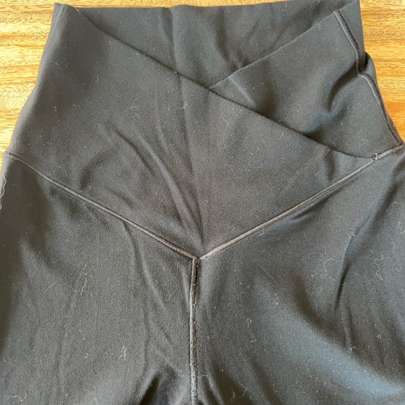 Aerie flared crossover leggings - Picture 2 of 3